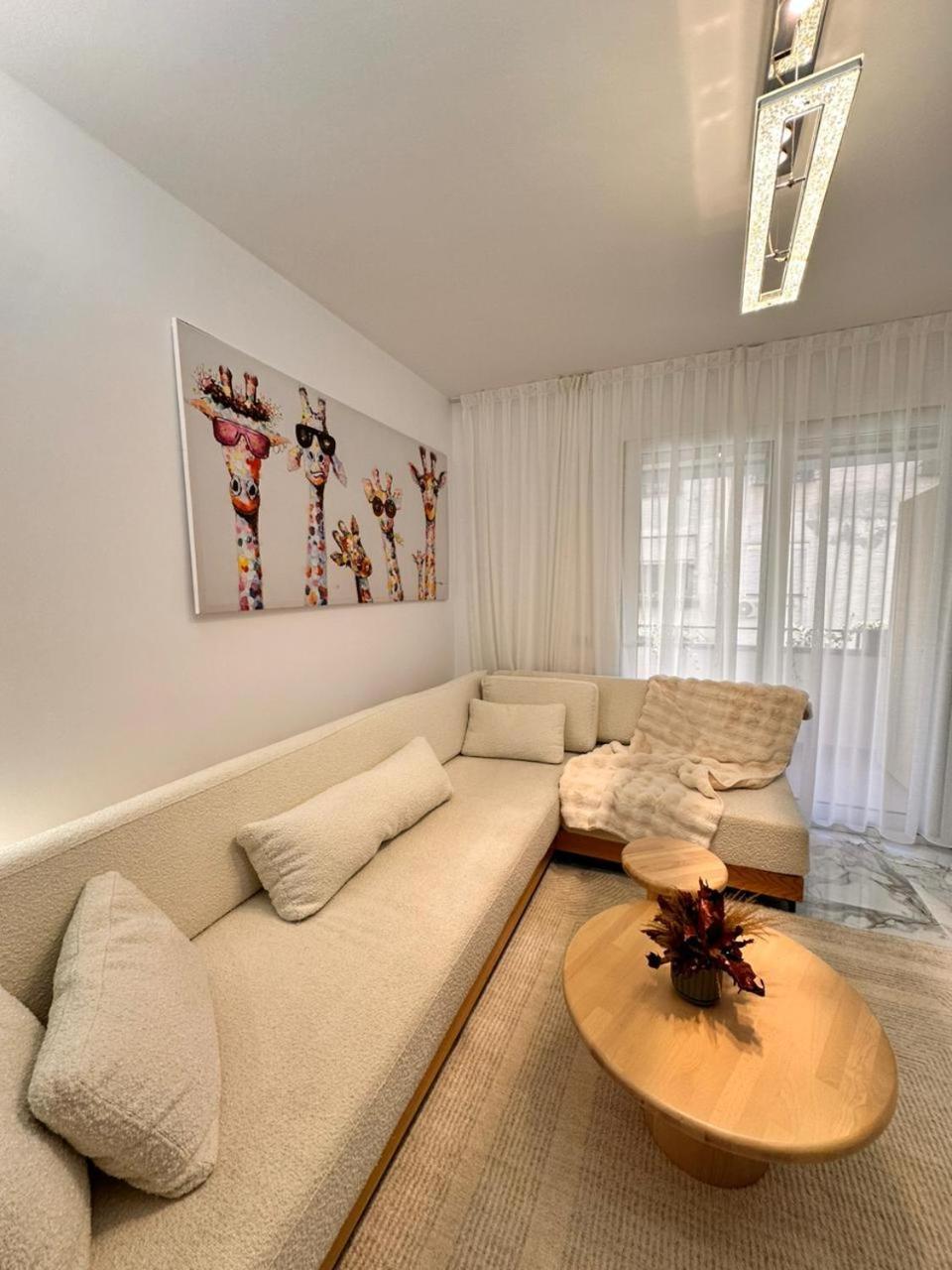 Agate City Center Apartment Tiranë Eksteriør bilde